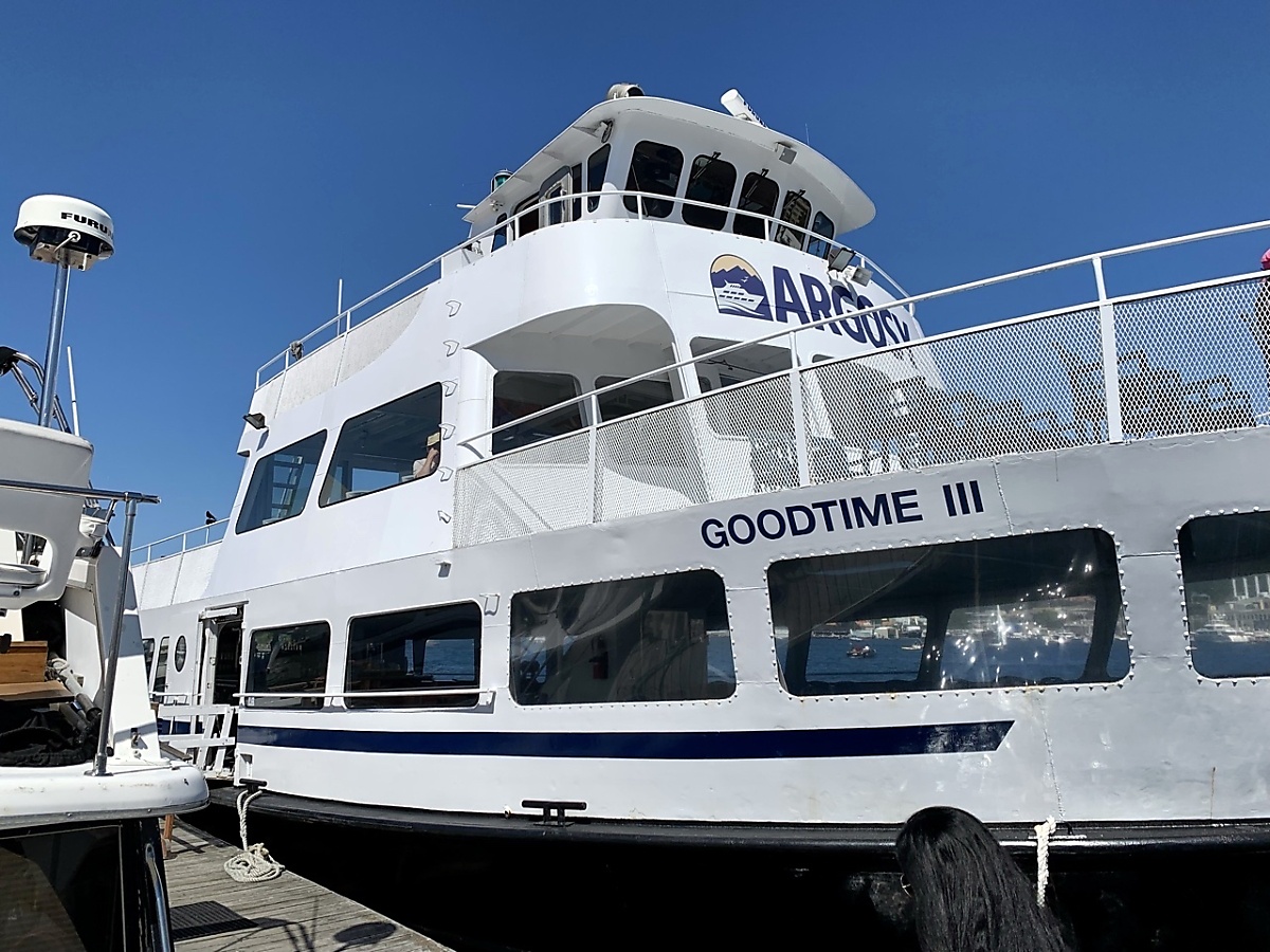 The Argosy Cruises boat used for touring the Ballard Locks