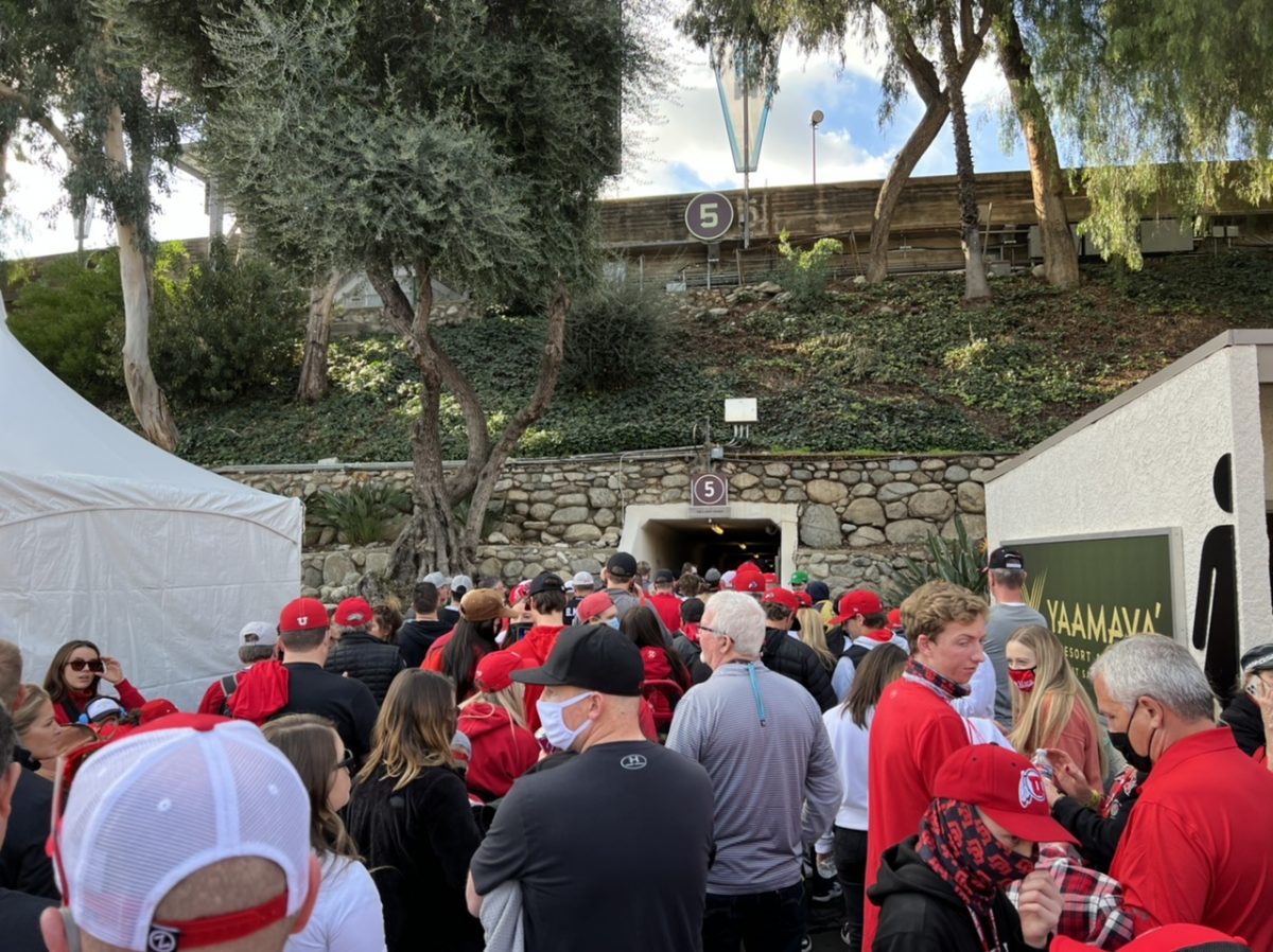 Fans packed in at the tunnel entrances to Rose Bowl stadium