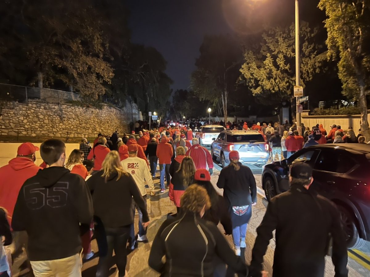 A pack of fans leaving the Rose Bowl