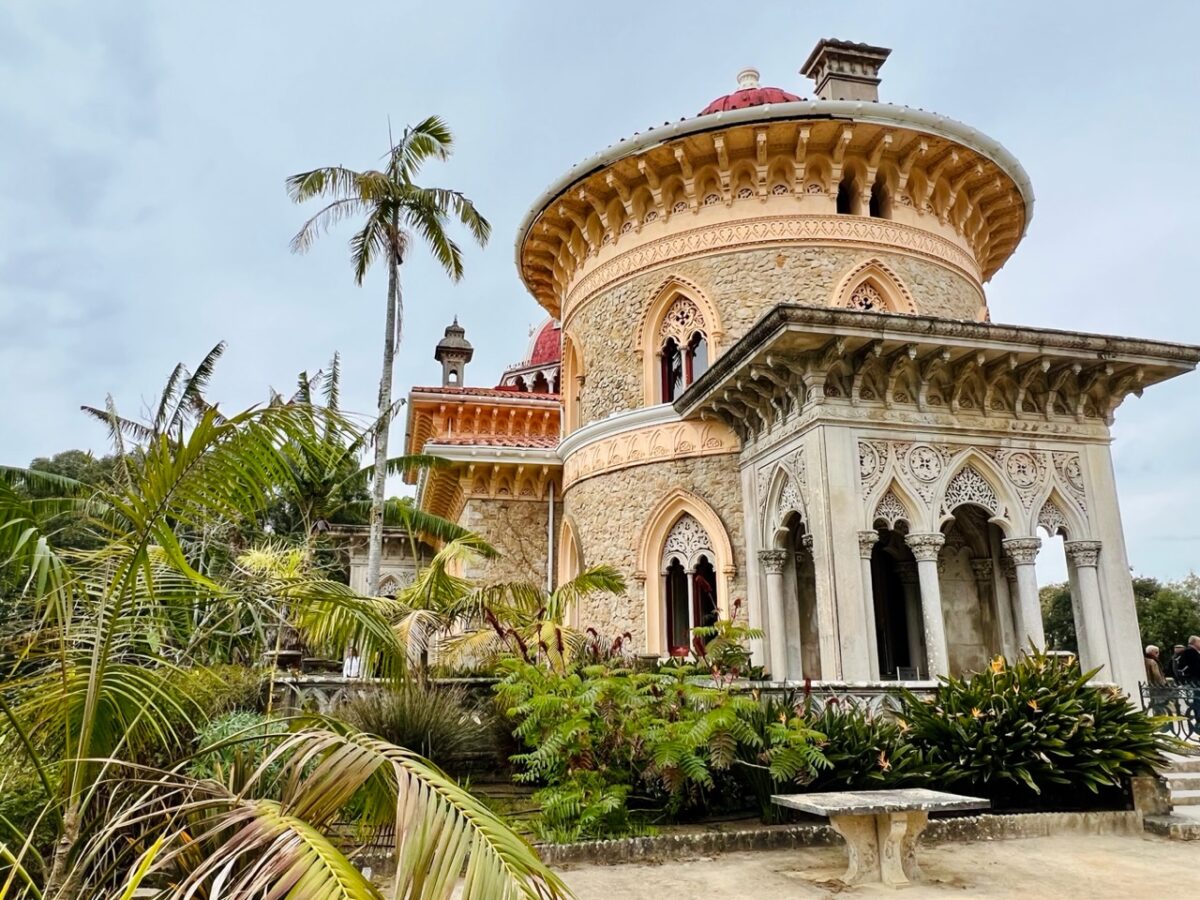 Monserrate Palace in Sintra Portugal - a easy day trip when you travel around Lisbon