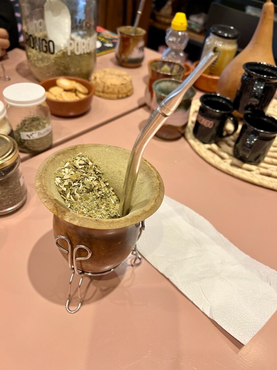 A Bombilla in the correct position within a Mate cup