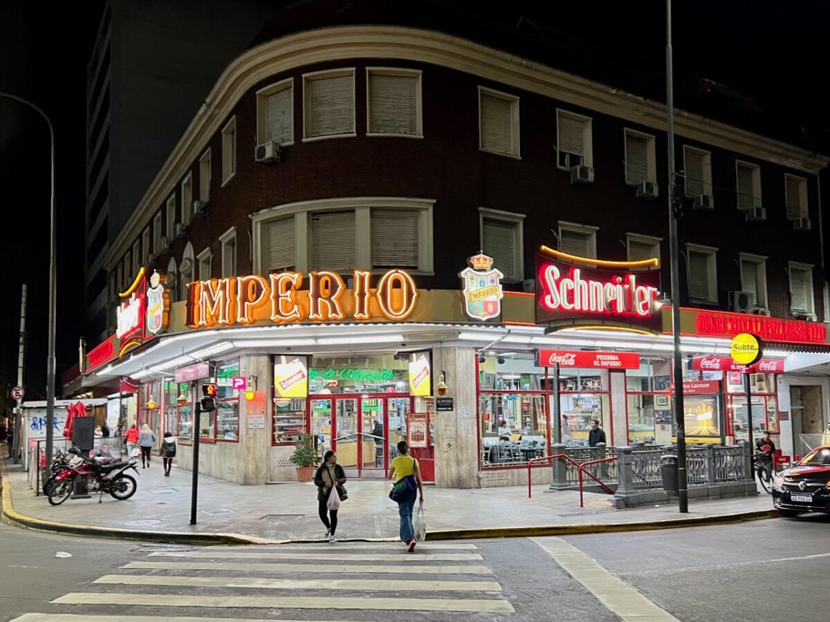 El Imperio Pizza restaurant in Buenos Aires