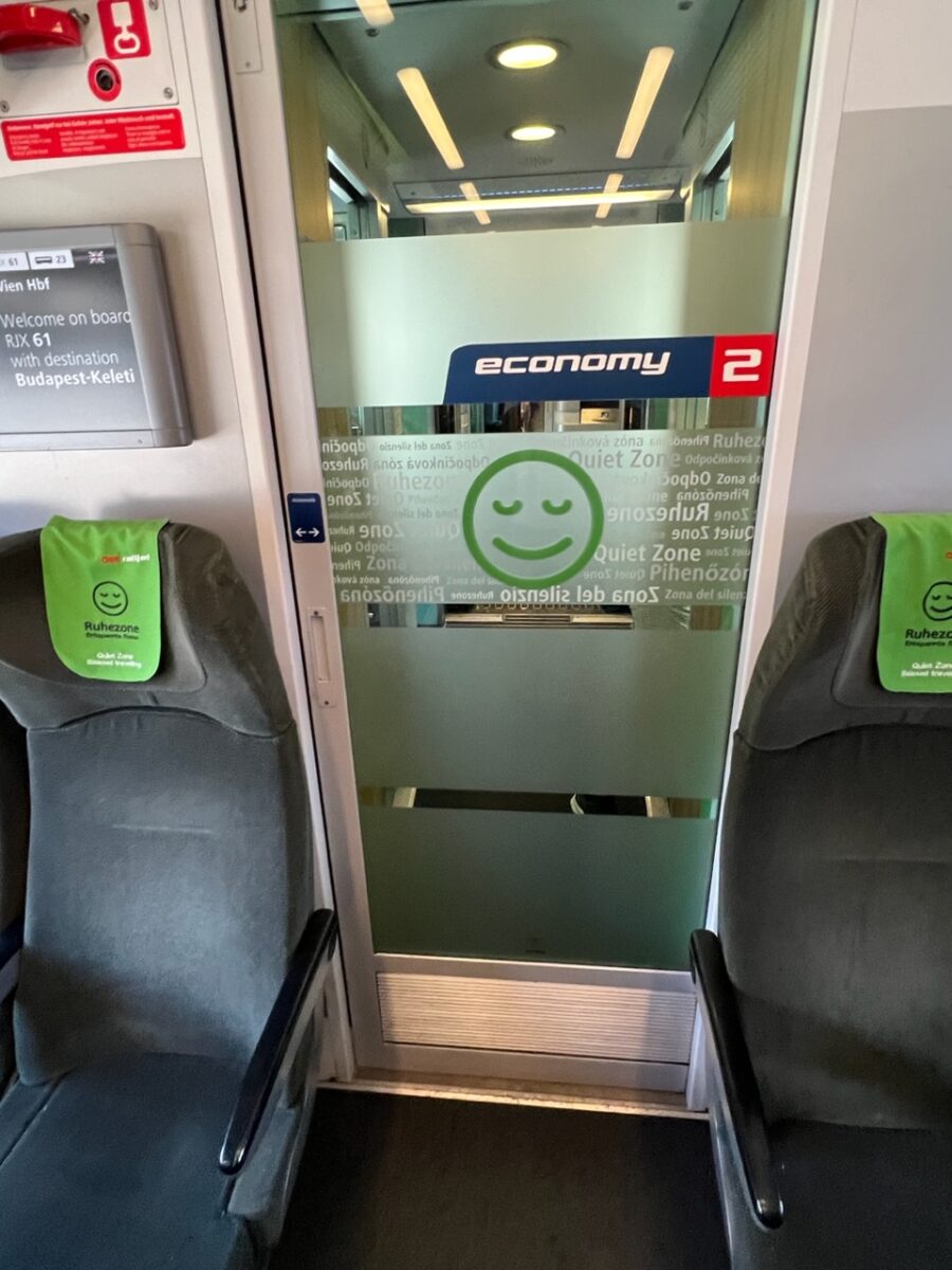 Signage indicating the Quiet Zone on an Austrian Railjet train