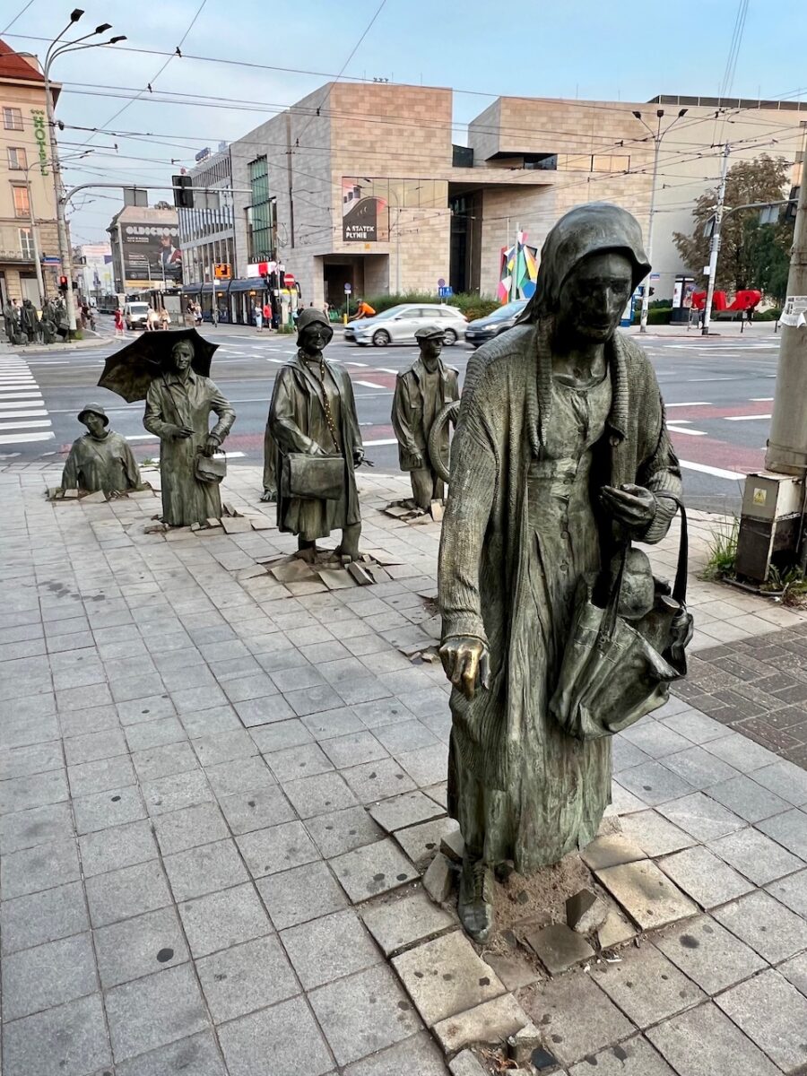 A view of The Passage or the Monument to the Anonymous Passerby from both sides of the street